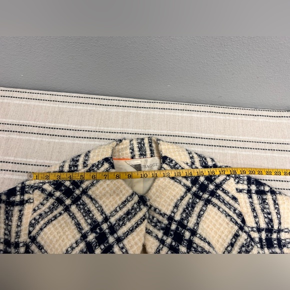 B.H Wragge Vintage Tweed Wool Coat - Picture 9 of 11